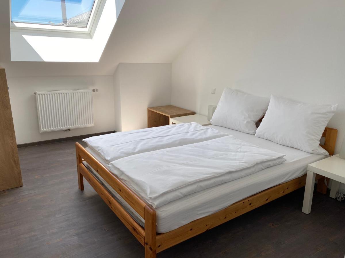 Vista-Apartments Ebersbach  Bagian luar foto